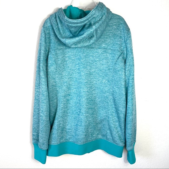 Oakley Wind and Water Resistant Hooded Jacket - Picture 3 of 15